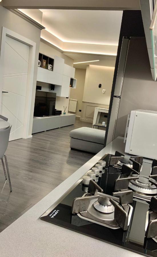 דירות Relais Casa Via Generale Del Buono 13 מילאצו מראה חיצוני תמונה